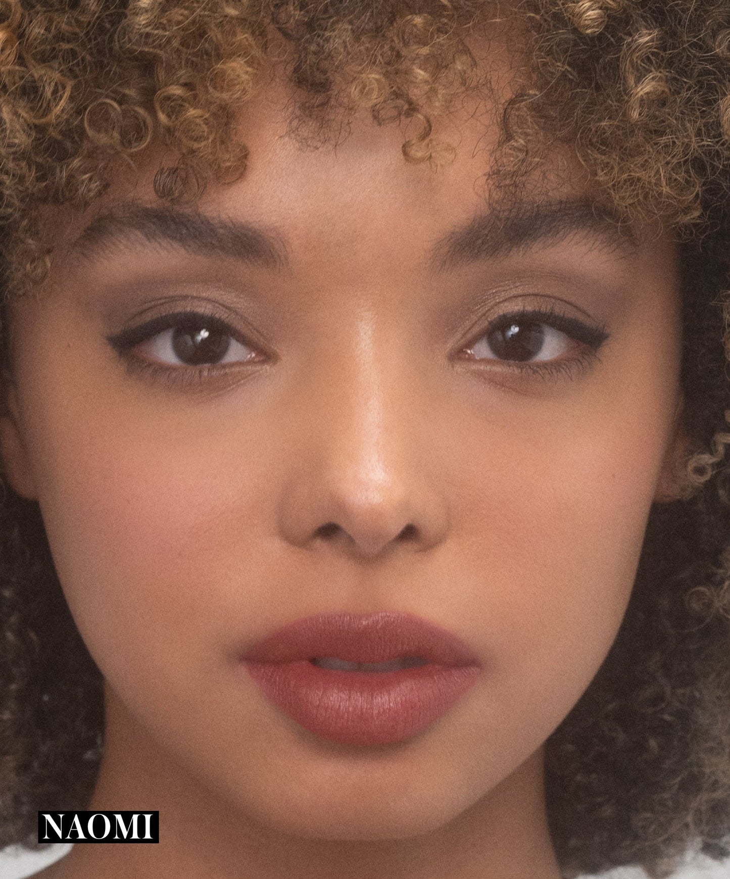 Legendary Serum Lipstick: The Nudes