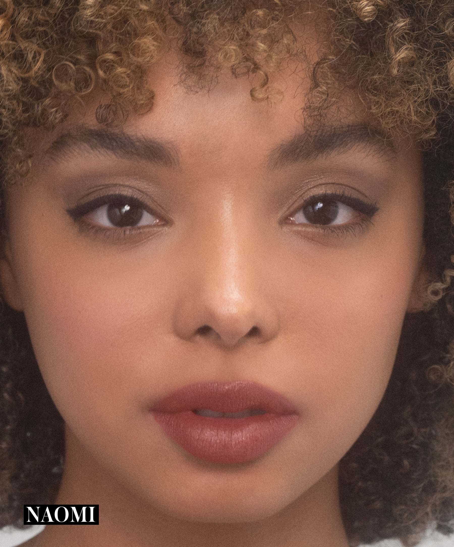 Legendary Serum Lipstick: The Nudes